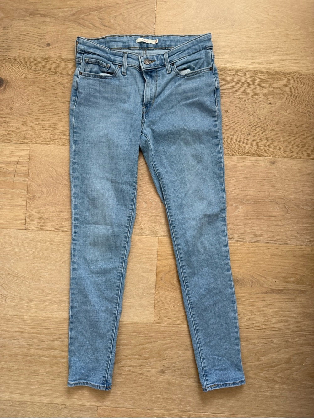 Levi’s 711 Skinny Women’s 28x30 Jeans - Light Blue